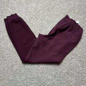 Lululemon On the Fly Jogger